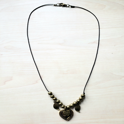 Collar cordón negro 50 cm corazón bronce